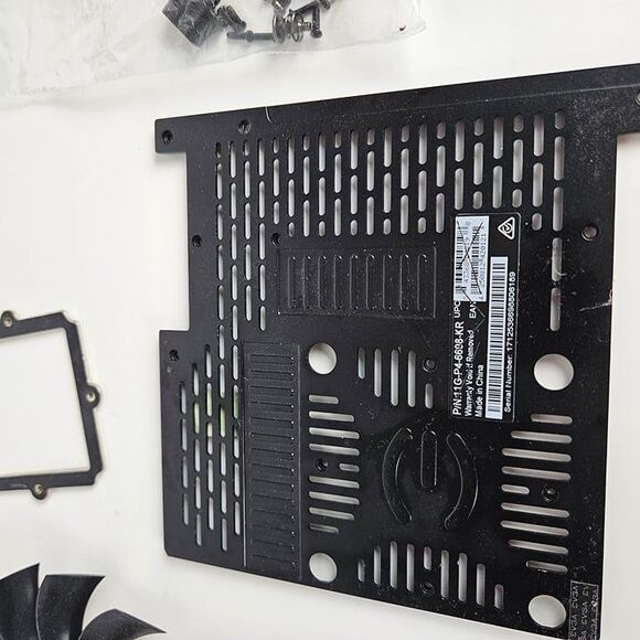 EVGA 1080TI Hybrid Hardware Shroud Heatsink Water cooled GPU FOR PARTS - Picture 8 of 9